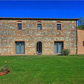  7 Bedroom Villa with Pool near Sarteano in Tuscany, Sleeps 14